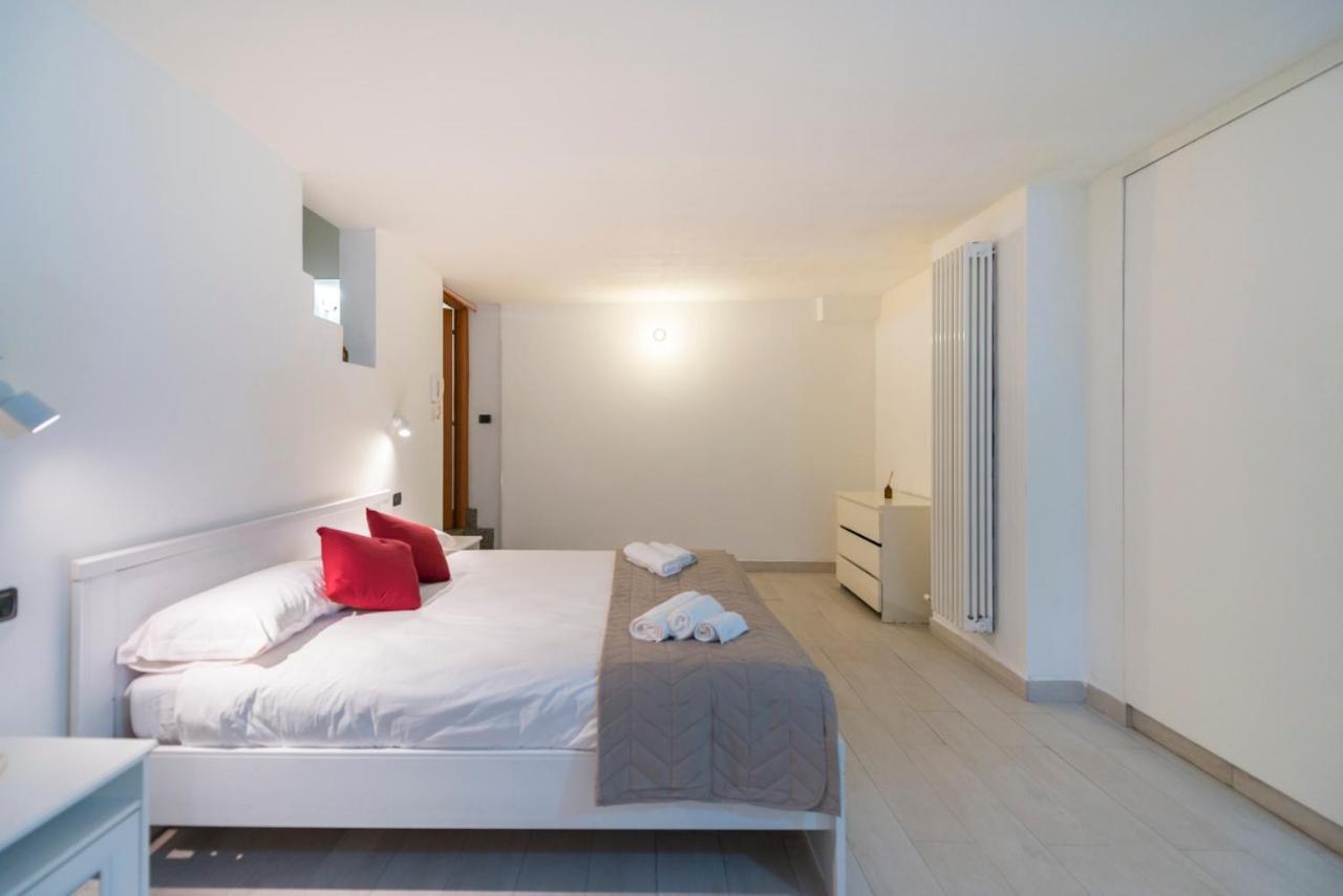 Loft Centrale - Porta Venezia - M3 Repubblica Mailand Exterior foto